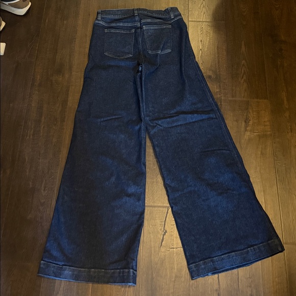 SpanxShape Everywear wide leg jeans NWOT - Picture 9 of 10